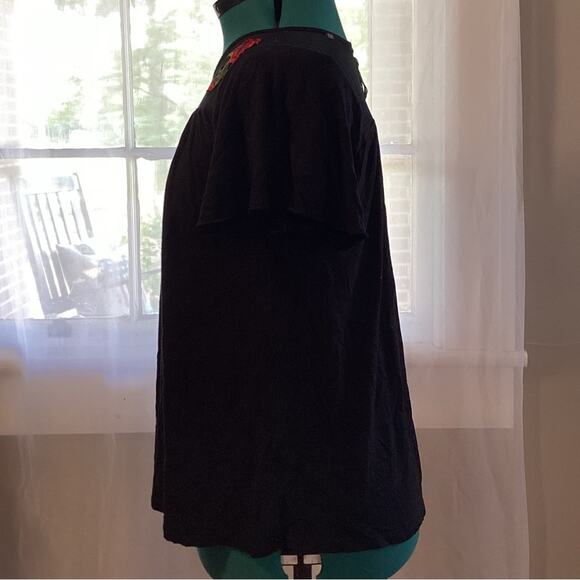 Pebble & Stone Blouse Mesh Neck Embroidered Red Flowers Color Black Top Small - Picture 2 of 4